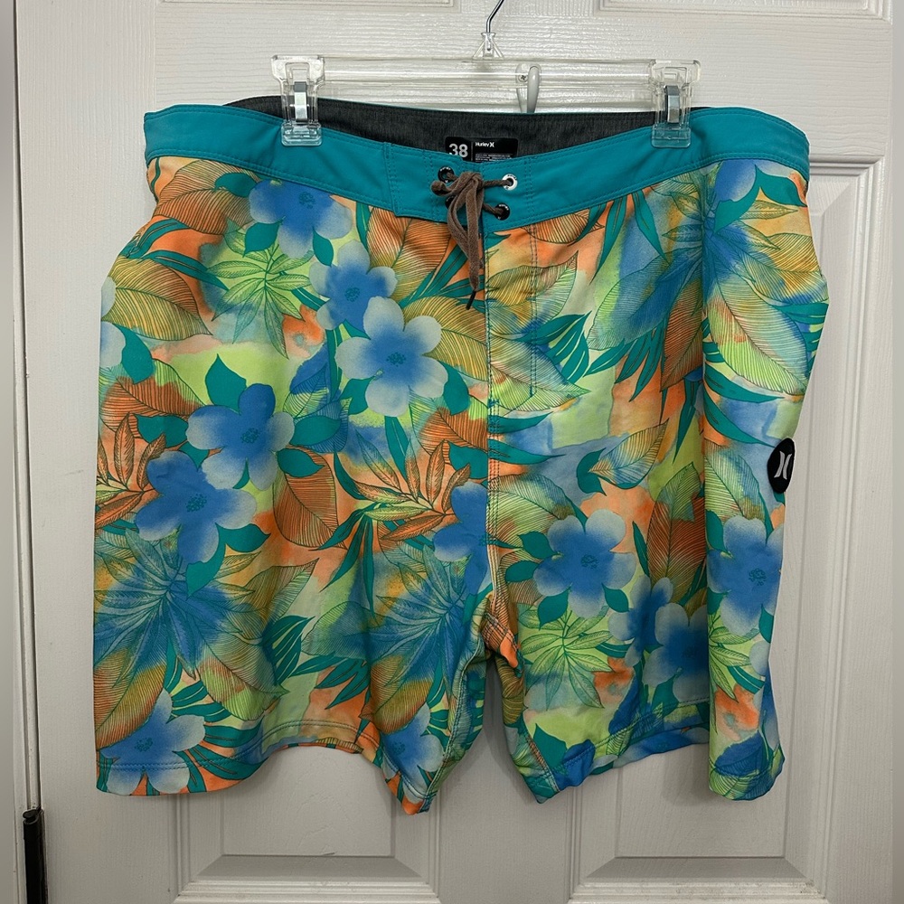 Hurley men’s board shorts size 38 blue floral tropical surf wear swim